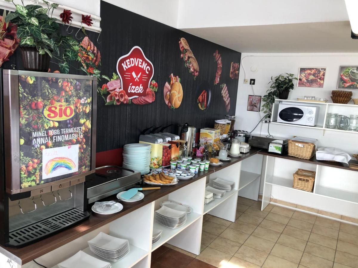 Hoforras Hotel Gyula Zewnętrze zdjęcie