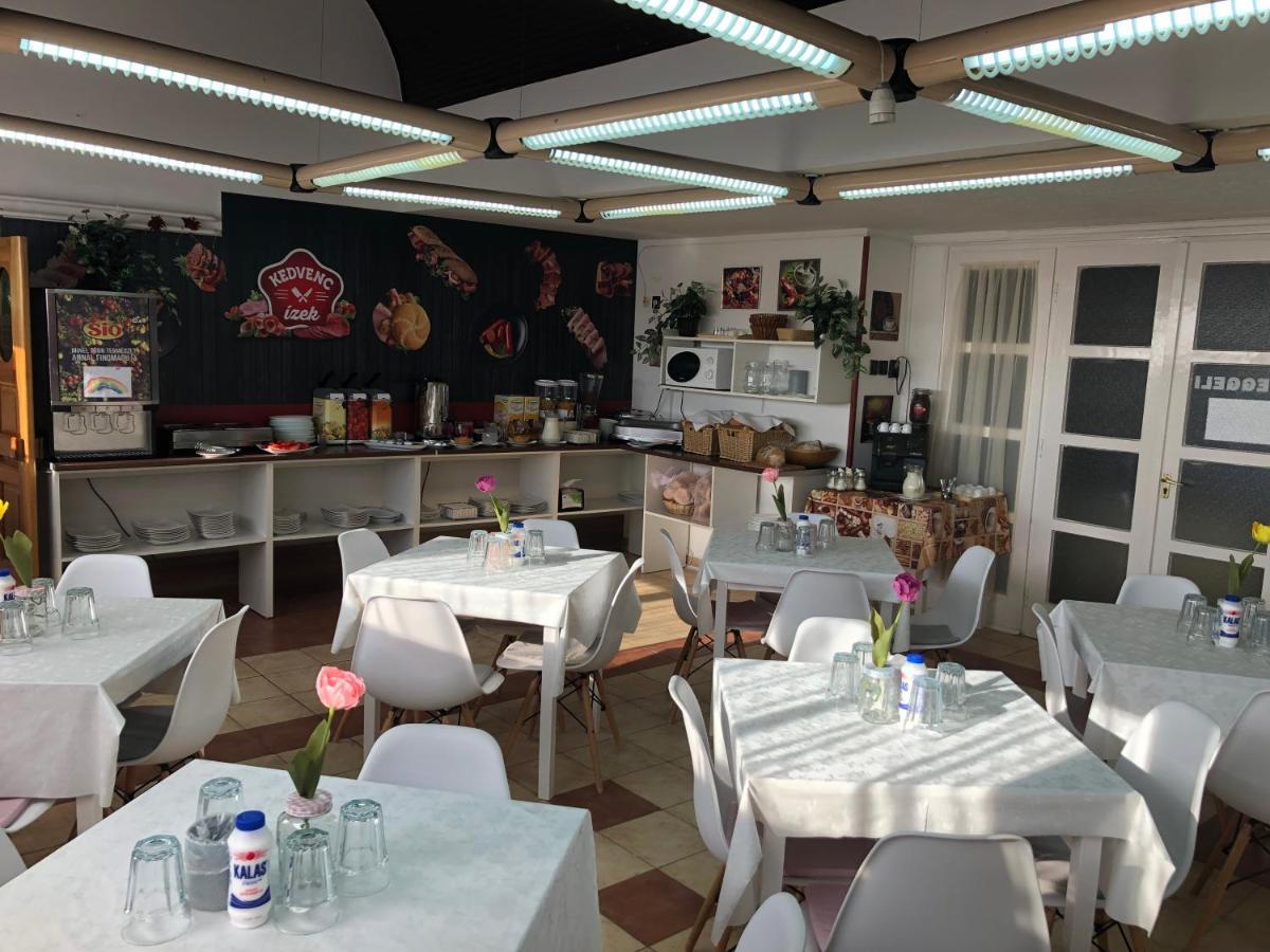 Hoforras Hotel Gyula Zewnętrze zdjęcie