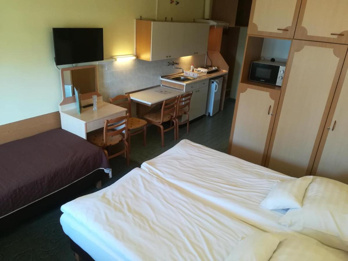 Hoforras Hotel Gyula Zewnętrze zdjęcie