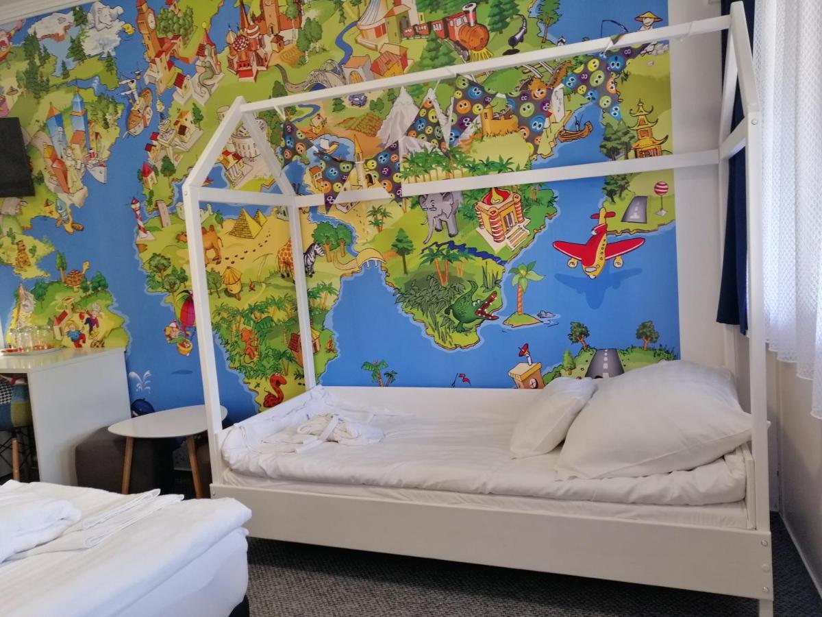 Hoforras Hotel Gyula Zewnętrze zdjęcie