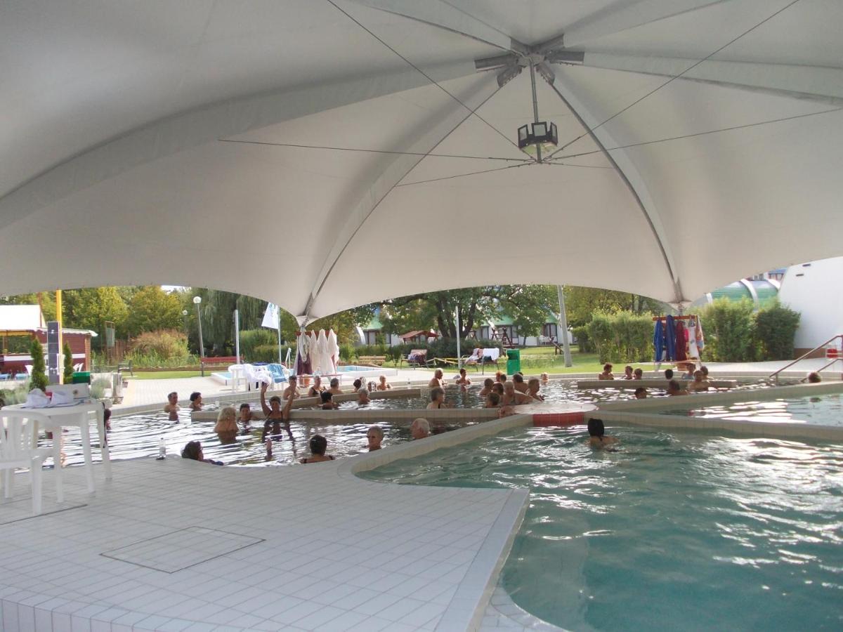 Hoforras Hotel Gyula Zewnętrze zdjęcie