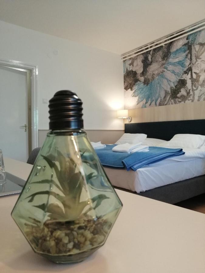 Hoforras Hotel Gyula Zewnętrze zdjęcie