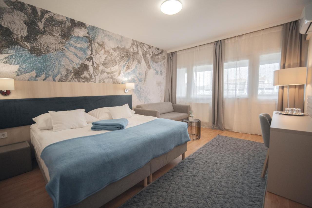 Hoforras Hotel Gyula Zewnętrze zdjęcie