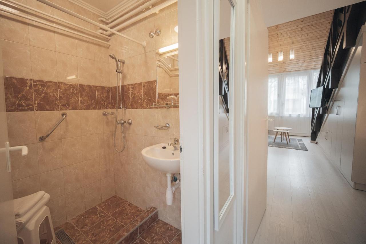 Hoforras Hotel Gyula Zewnętrze zdjęcie